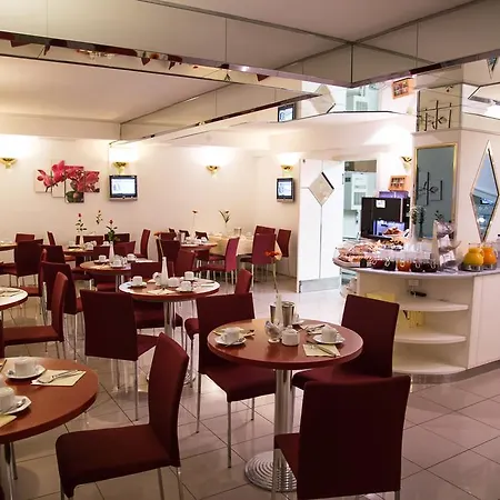 Hotel Leomar