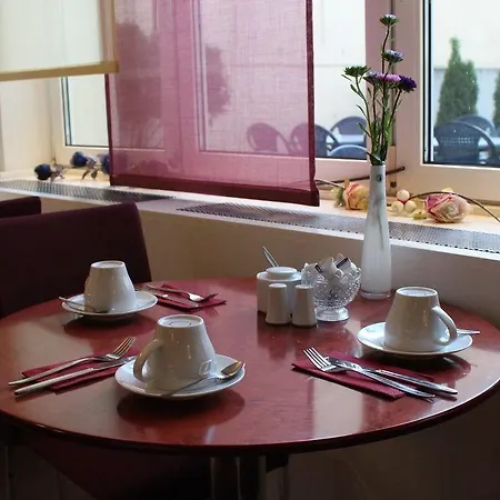 Leomar Hotel 3*