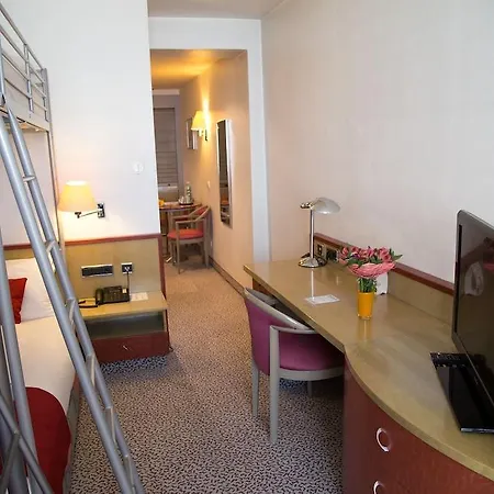 Leomar Hotel