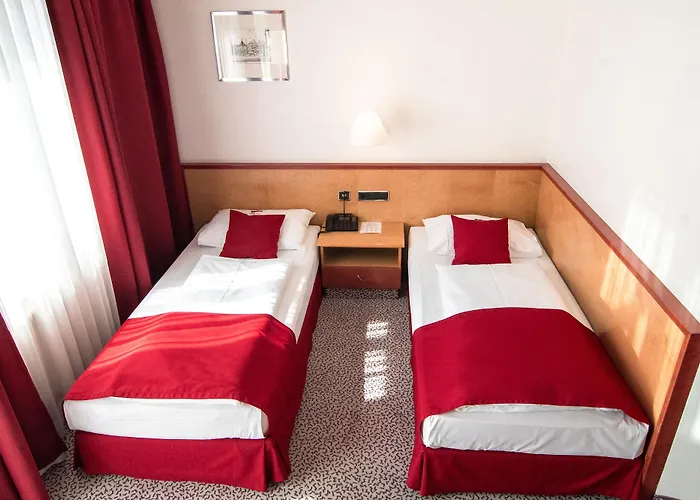 Leomar Flatrate Готель 3*