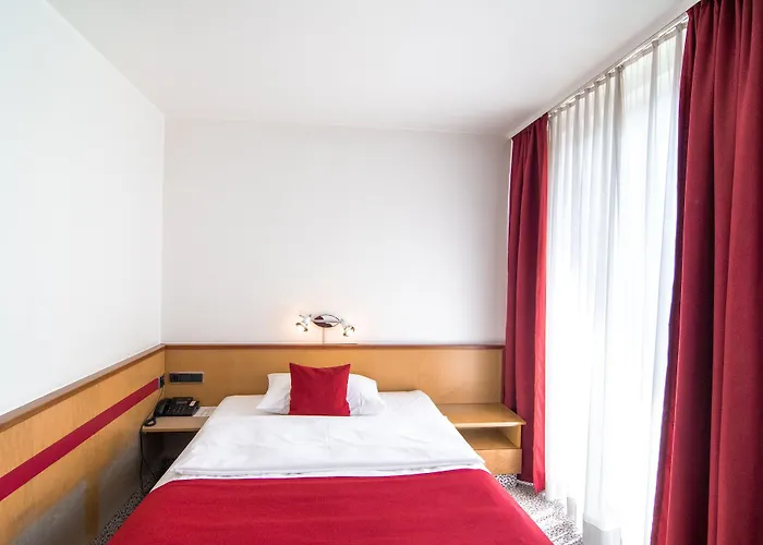 Leomar Flatrate Готель Ульм