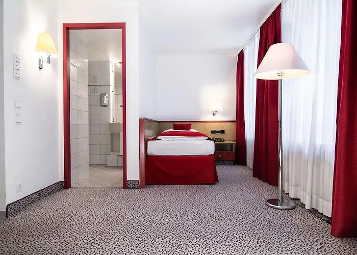 Leomar Flatrate Готель 3*