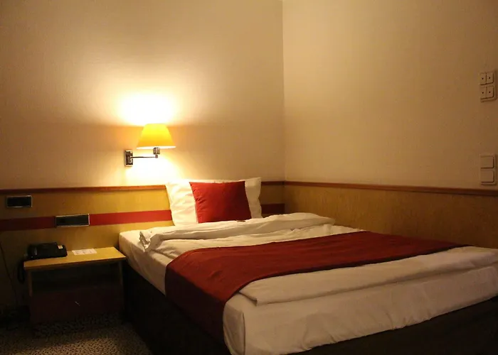 Готель Leomar Flatrate Ульм